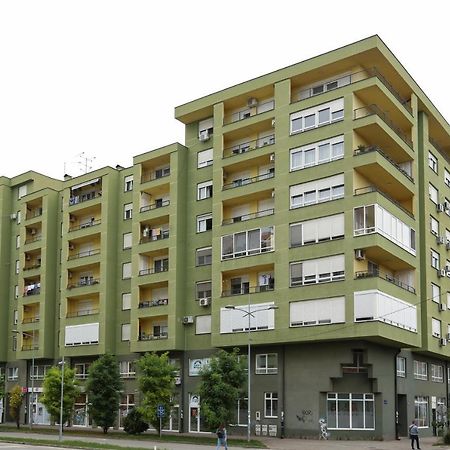 Apartment Promenada 30 Novi Sad Bagian luar foto