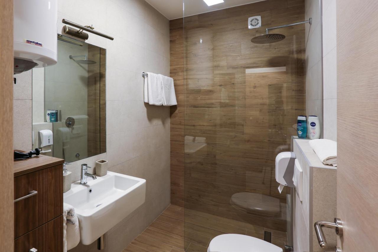 Apartment Promenada 30 Novi Sad Bagian luar foto