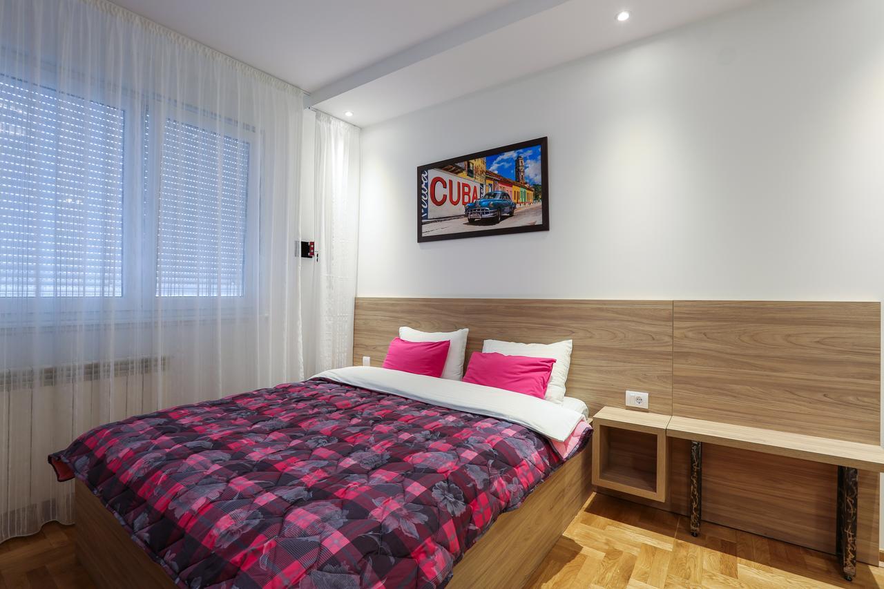 Apartment Promenada 30 Novi Sad Bagian luar foto
